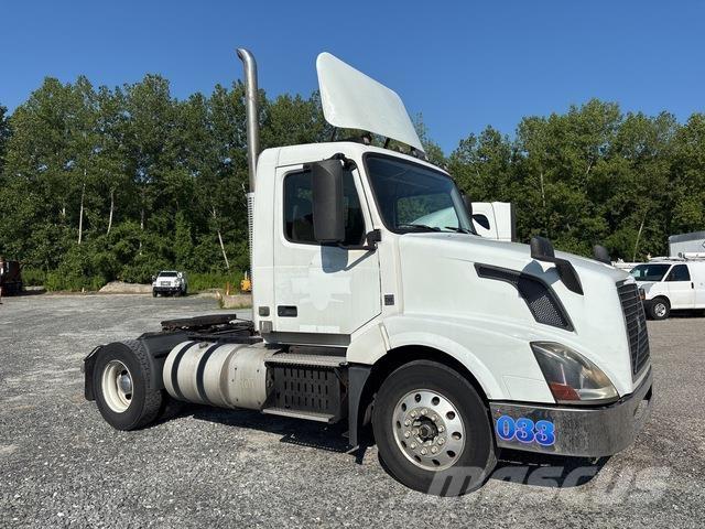 Volvo VNL Prime Movers