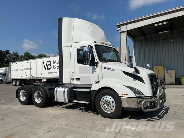 Volvo VNL Prime Movers