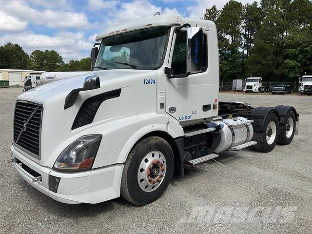 Volvo VNL Prime Movers