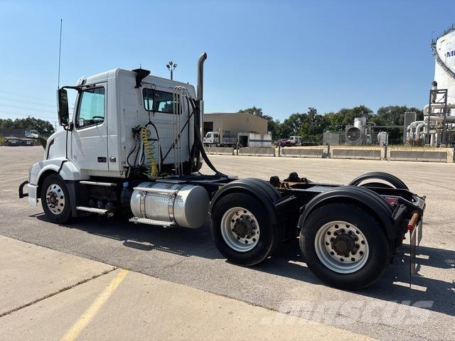 Volvo VNL Prime Movers