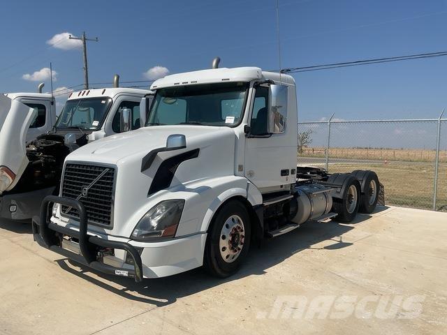 Volvo VNL Prime Movers