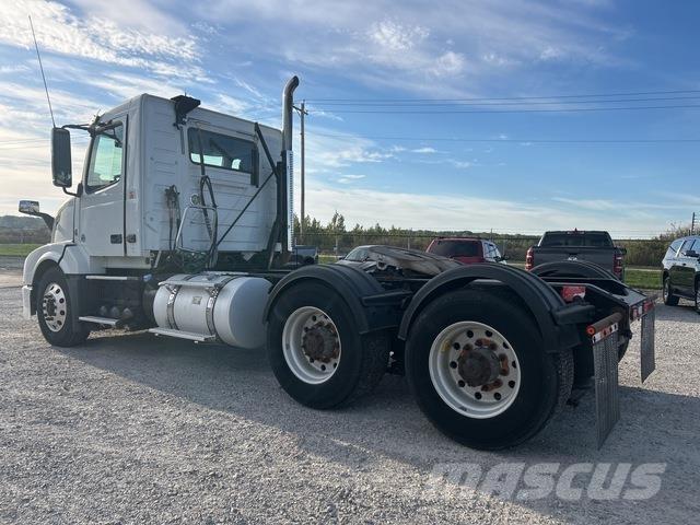 Volvo VNL Prime Movers