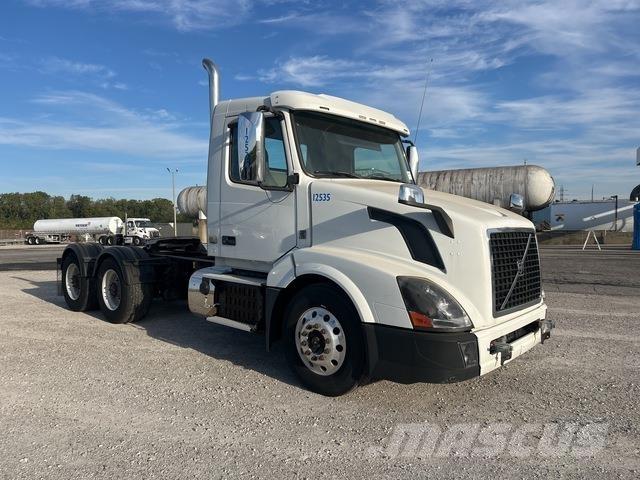 Volvo VNL Prime Movers