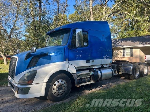 Volvo VNL Prime Movers