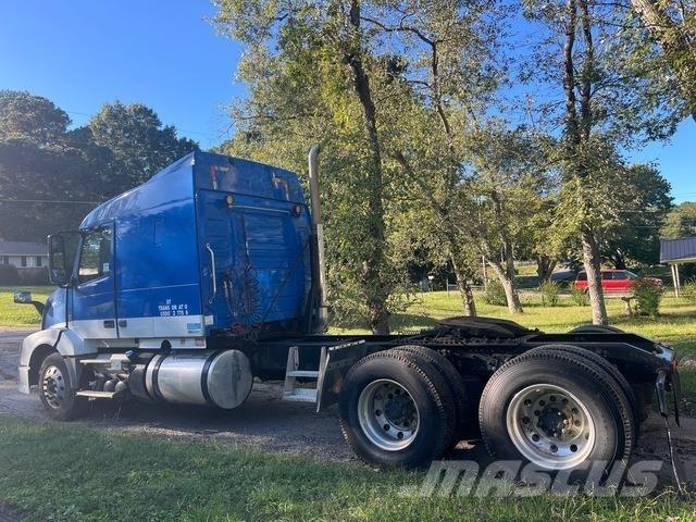 Volvo VNL Prime Movers