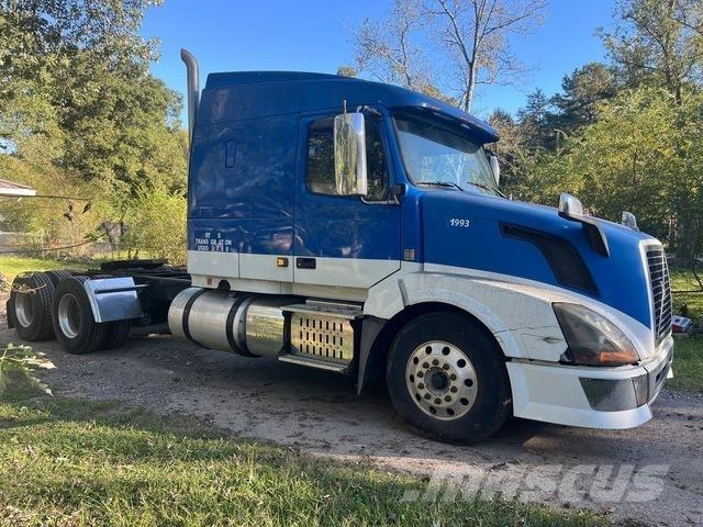 Volvo VNL Prime Movers