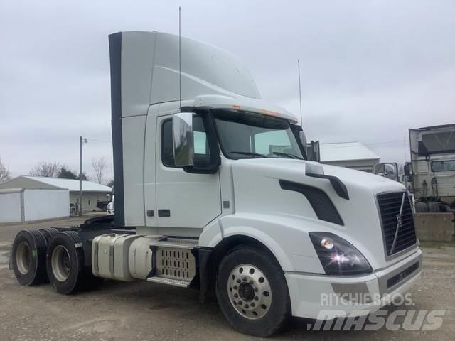 Volvo VNL300 Prime Movers