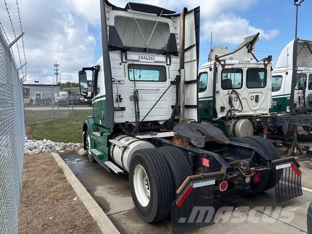 Volvo VNL42T Prime Movers