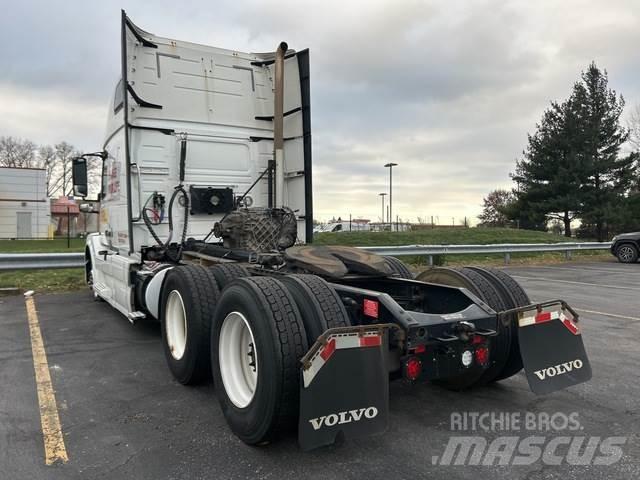 Volvo VNL670 Prime Movers