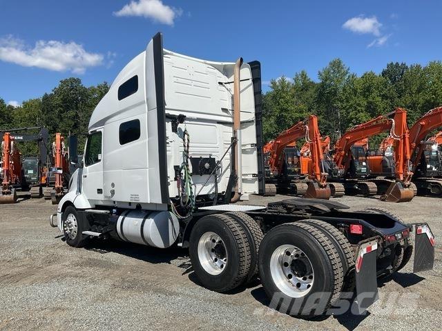 Volvo VNL760 Prime Movers