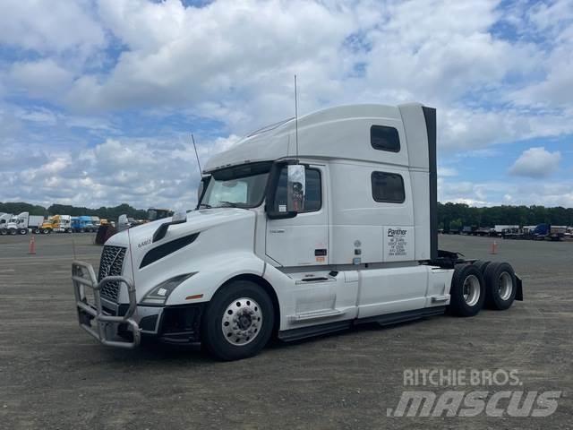 Volvo VNL860 Prime Movers