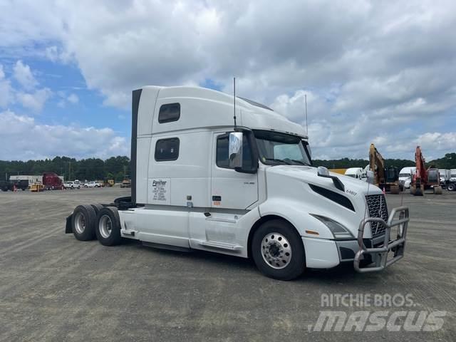 Volvo VNL860 Prime Movers