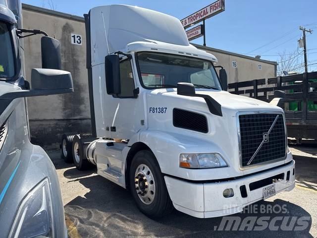Volvo VNM Prime Movers