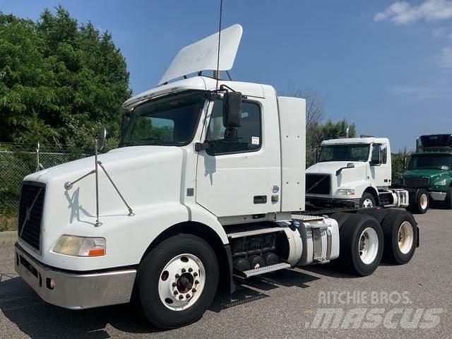 Volvo VNM Prime Movers