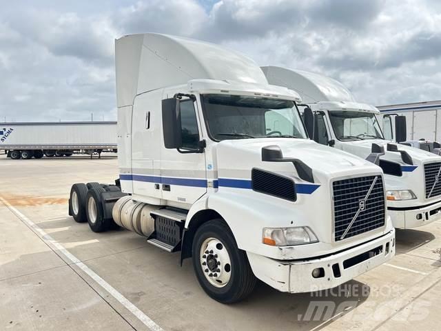Volvo VNM Prime Movers