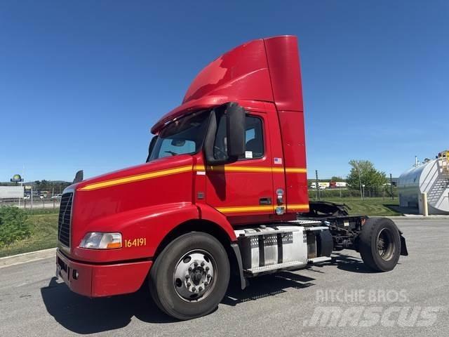 Volvo VNM Prime Movers