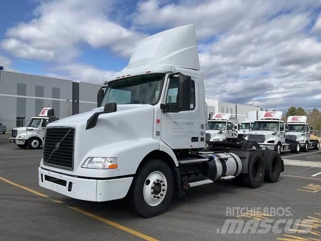 Volvo VNM Prime Movers