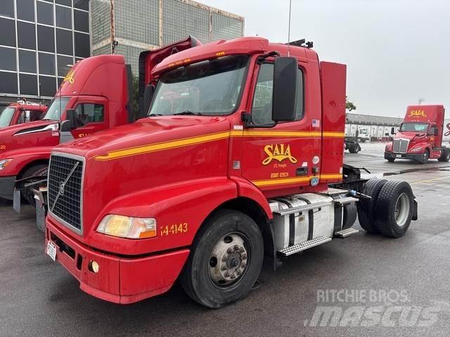 Volvo VNM Prime Movers