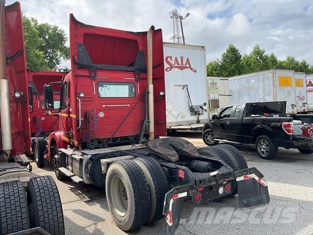 Volvo VNM Prime Movers