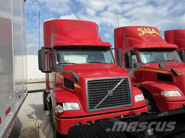 Volvo VNM Prime Movers