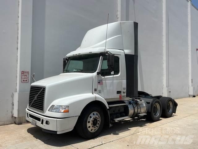 Volvo VNM Prime Movers