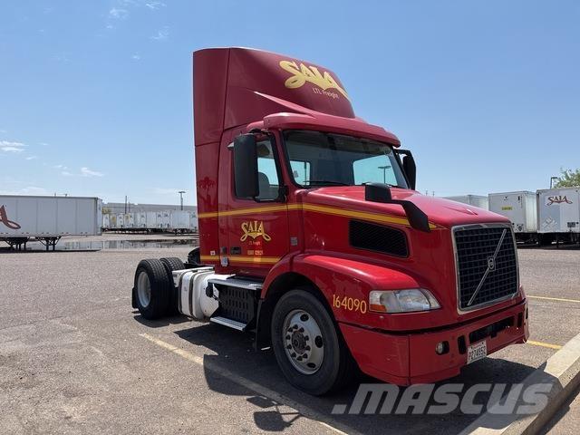 Volvo VNM Prime Movers