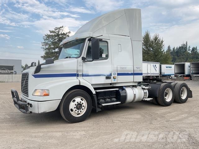 Volvo VNM Prime Movers