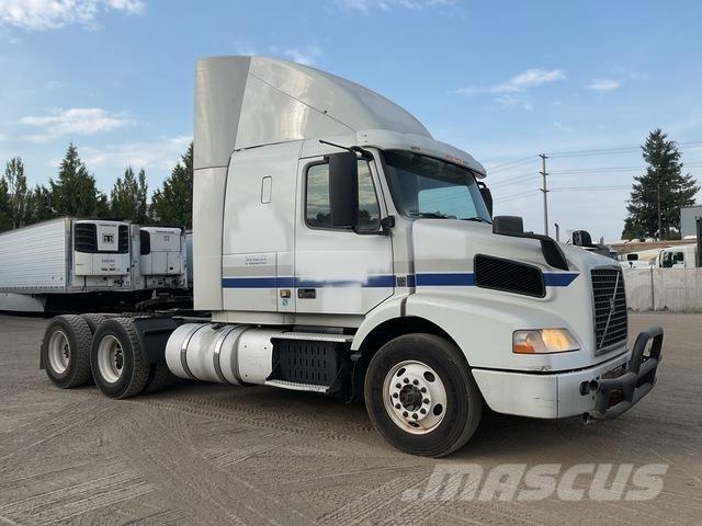 Volvo VNM Prime Movers