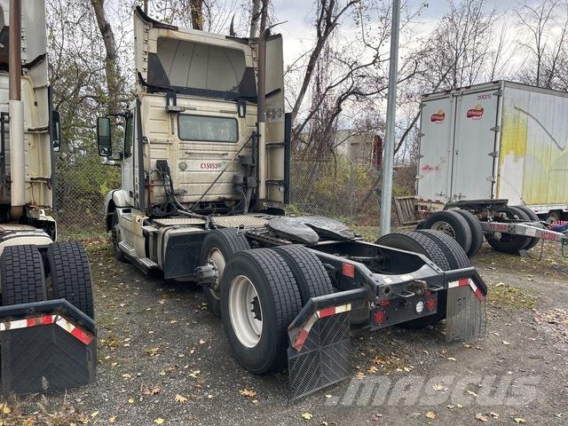 Volvo VNM Prime Movers