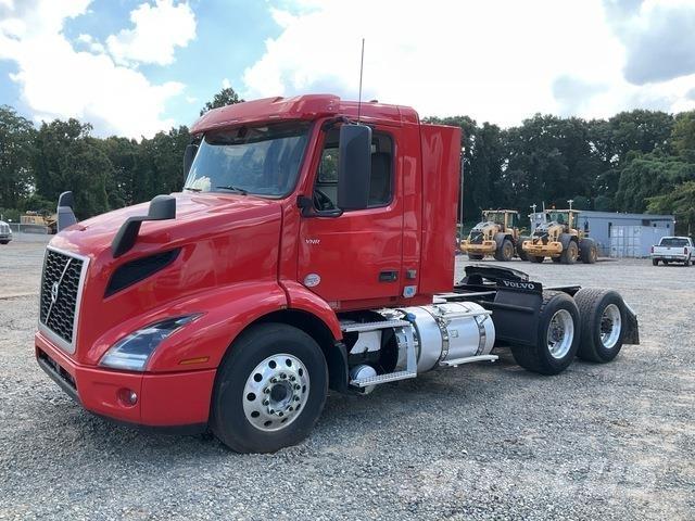 Volvo VNR300 Prime Movers