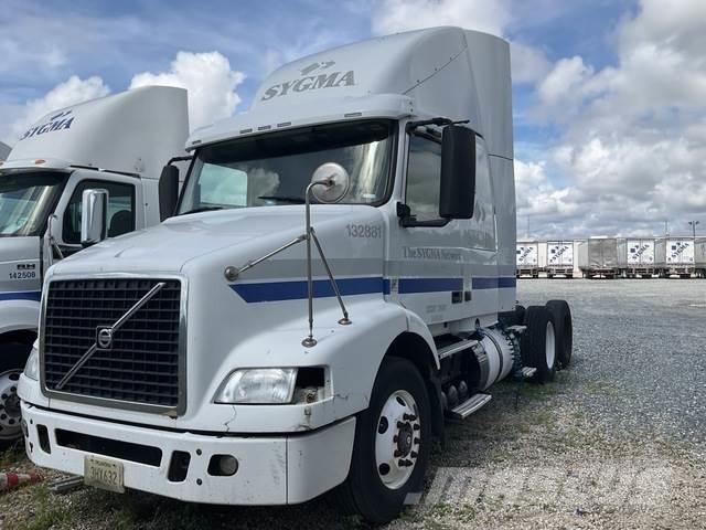 Volvo VNR64T Prime Movers