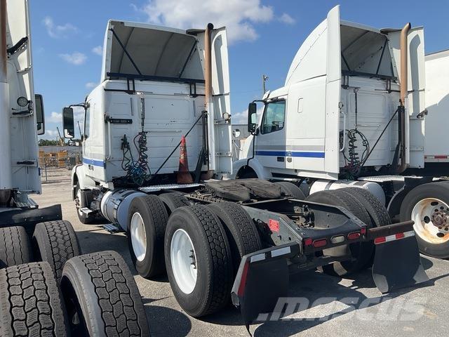 Volvo VNR64T Prime Movers