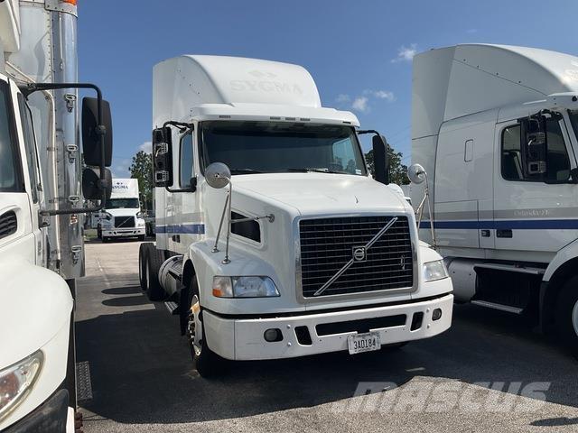 Volvo VNR64T Prime Movers