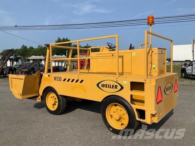 Weiler W330 Asphalt machine accessories