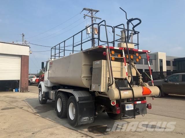 White/GMC  Farm machinery