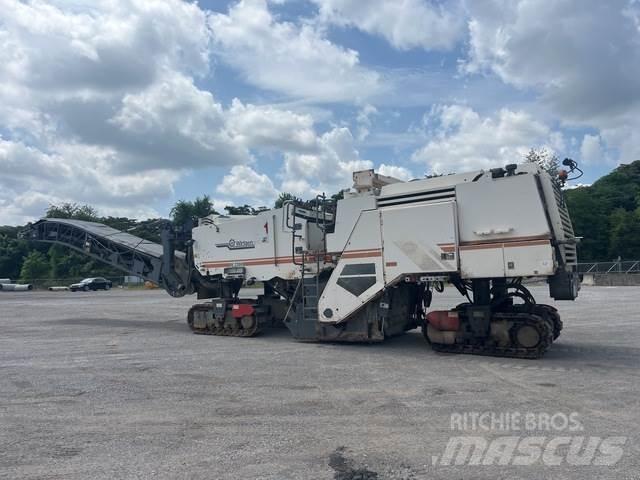 Wirtgen W2200 Asphalt cold milling machines