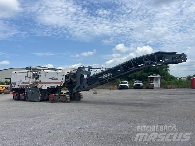 Wirtgen W2200 Asphalt cold milling machines