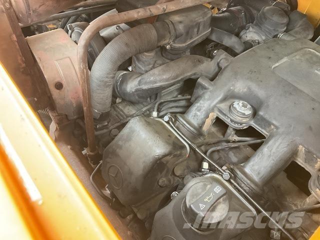 XCMG QAY300 All terrain cranes