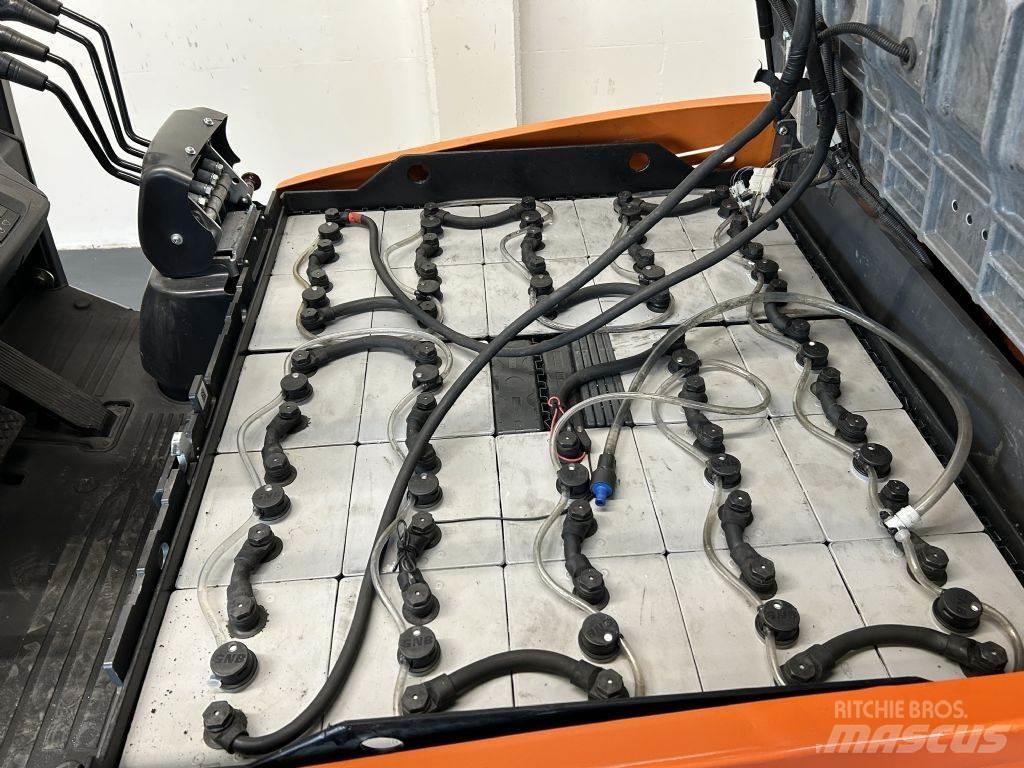 Doosan B25S-7 Electric forklift trucks