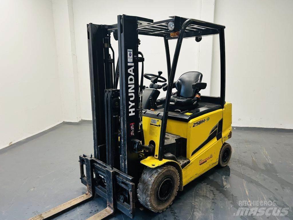 Hyundai 25BH-9 Electric forklift trucks