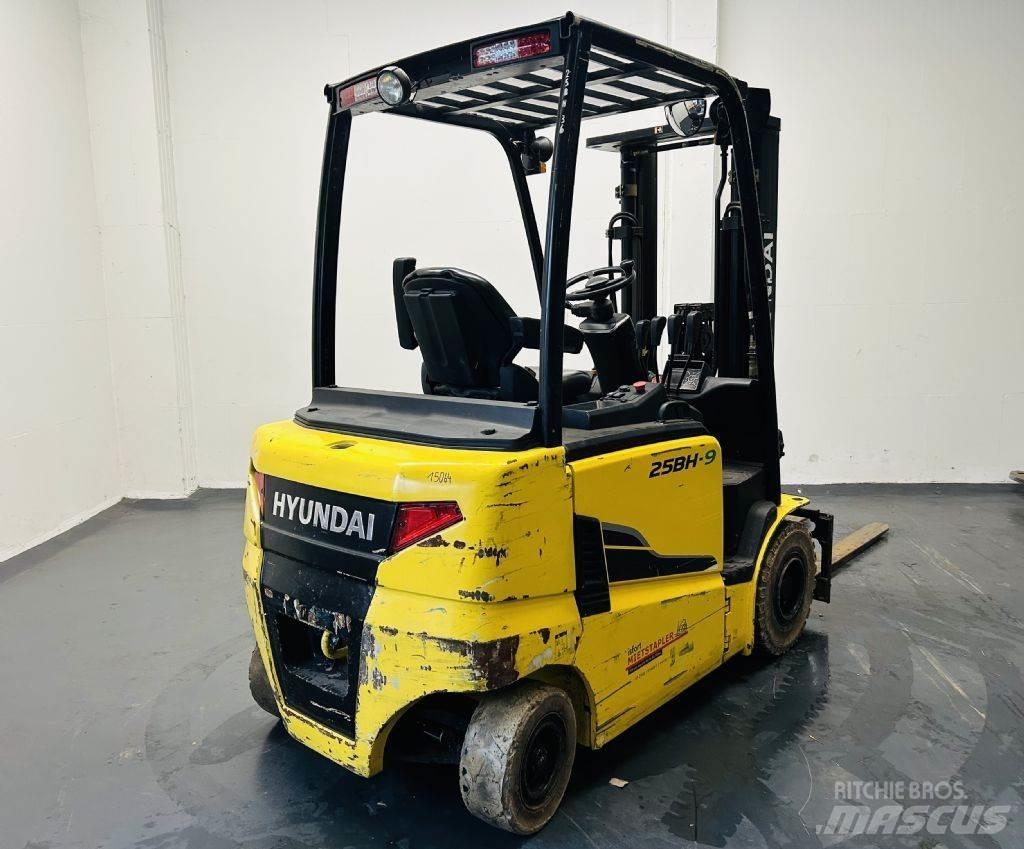Hyundai 25BH-9 Electric forklift trucks