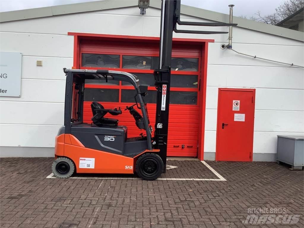 Toyota 8FBMT30 Electric forklift trucks