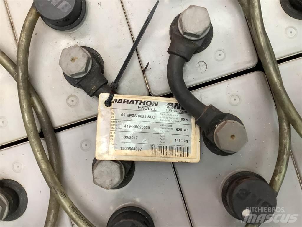 Toyota 8FBMT30 Electric forklift trucks