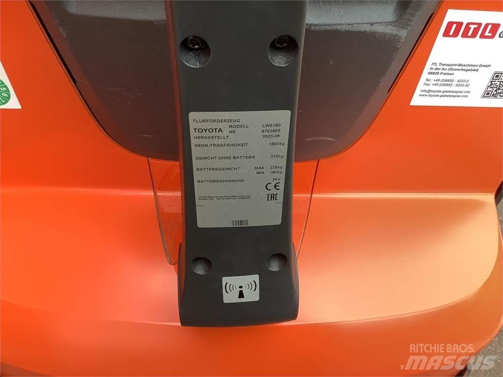 Toyota LWE180 Low lifter