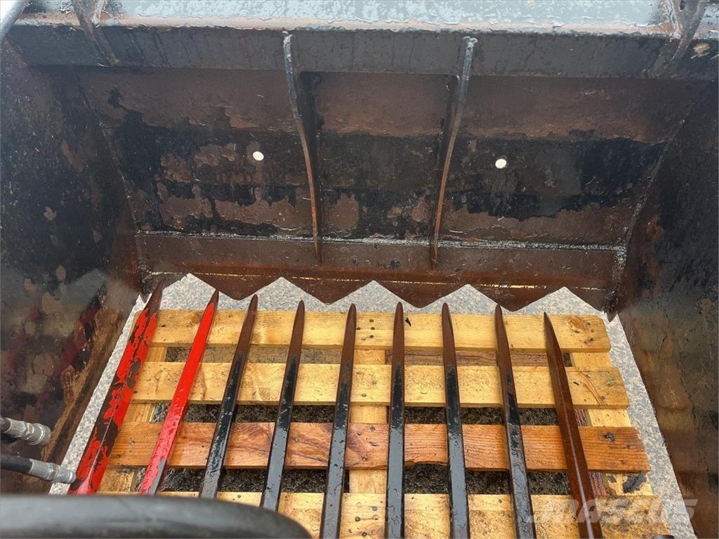 Ålö 125SG Feed mixer