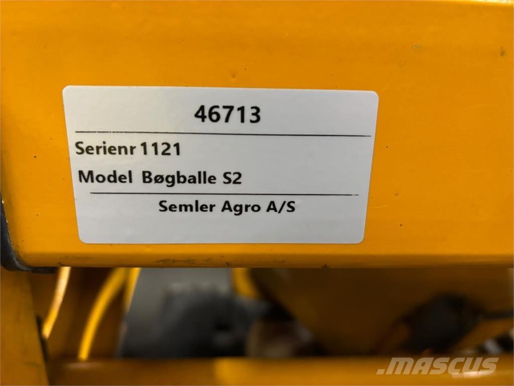 Bogballe S2 Sand and salt spreaders