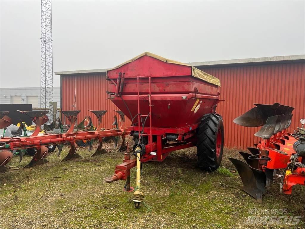 Bredal B4 Fertilizer sprayers