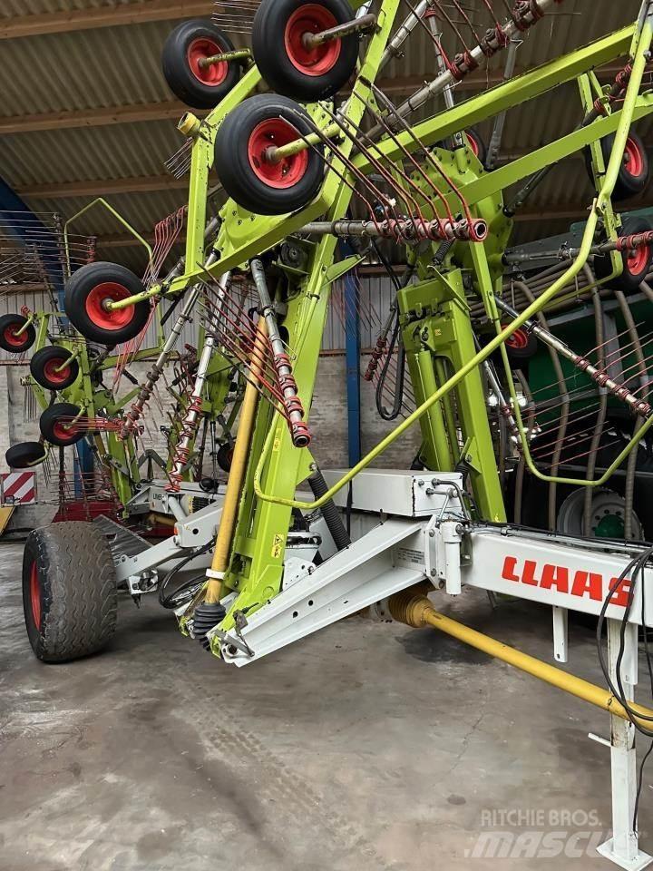 CLAAS LINER 3000 Rakes and tedders