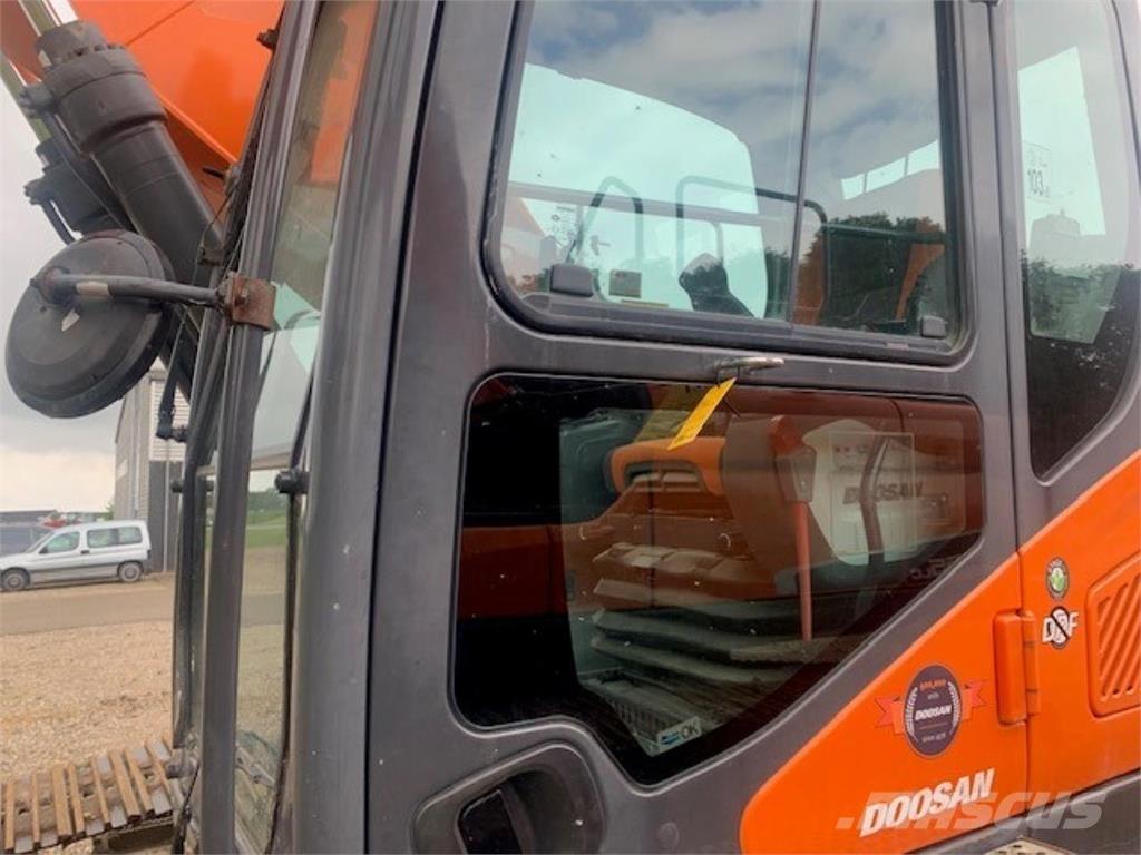 Doosan 255-5 Crawler excavators