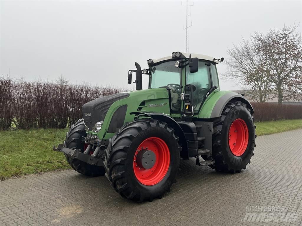 Fendt 927. Tractors